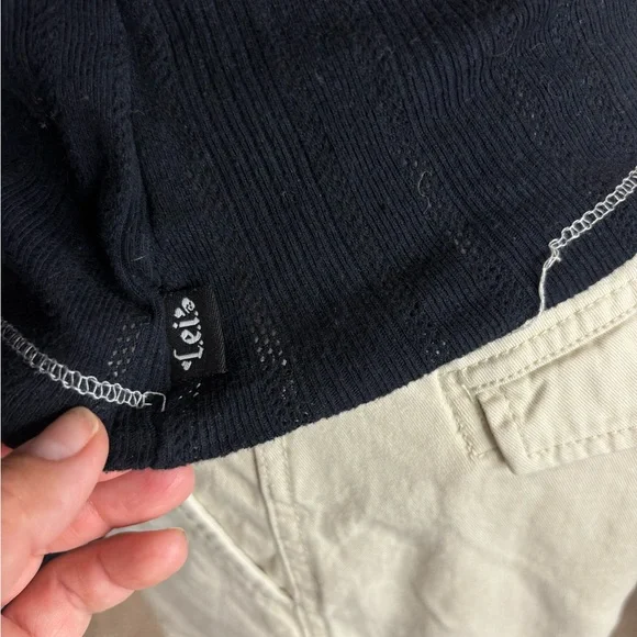 Black Long Sleeve Women's Top - Picture 3 of 5